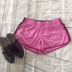 Nike Women’s Shorts Dri-Fit Size Medium